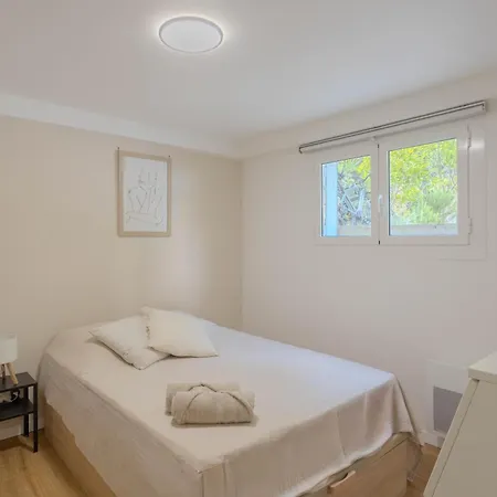 Renove 3 Avec Parking A Apartament