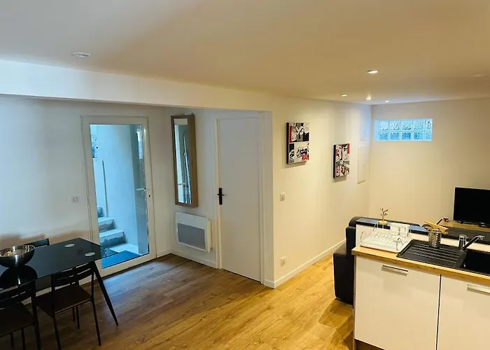 Bel Appartement Renove 3 Chambres - Proche Centre Appartement *